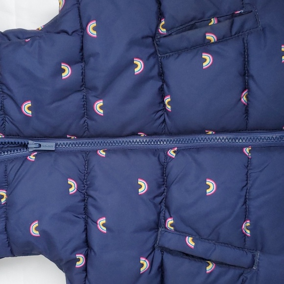 Toddler Old Navy Quilted Puffer Vest - Picture 3 of 5